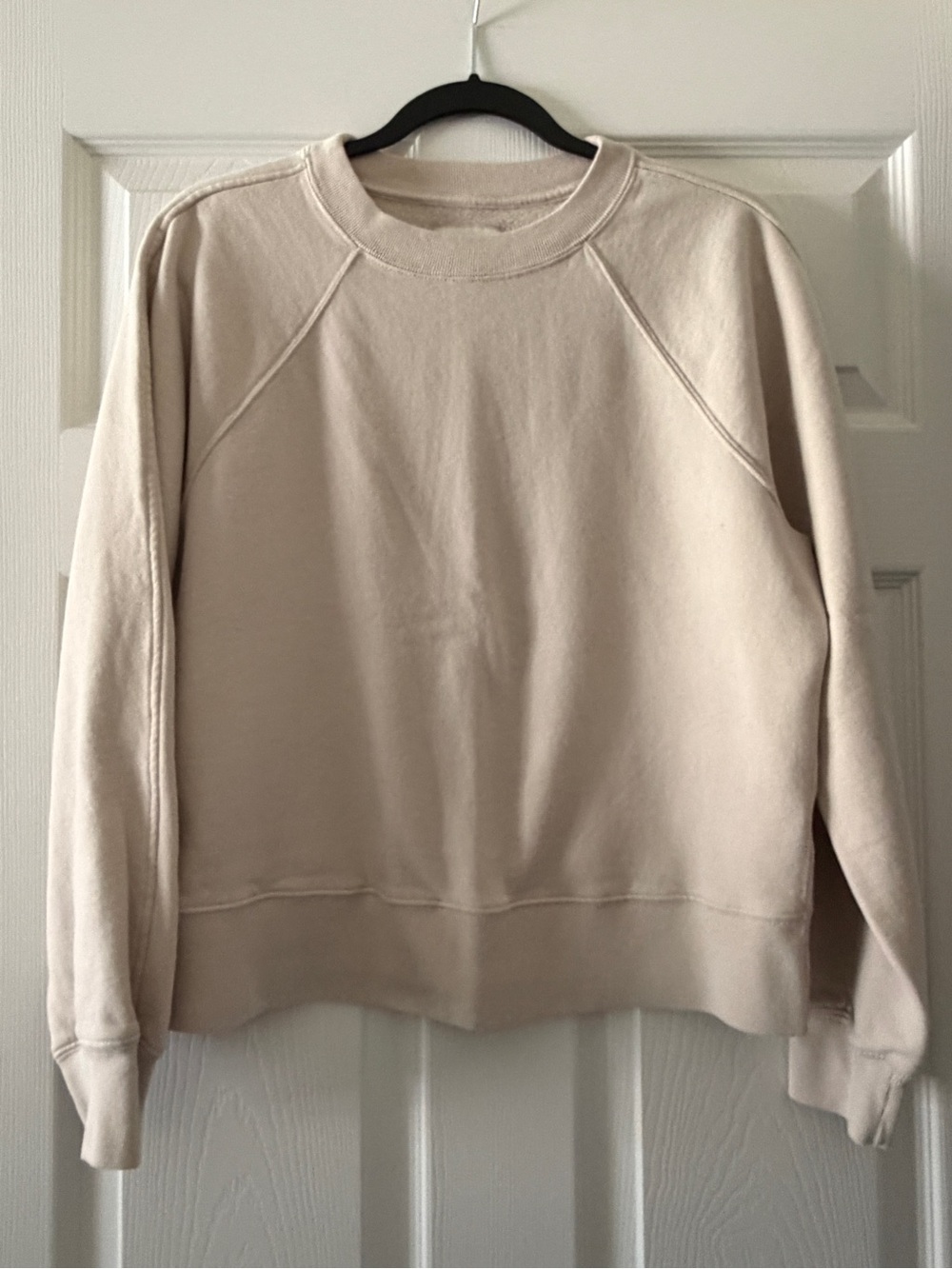 Abercrombie & Fitch Cream Raglan Classic Sunday Crewneck Sweatshirt